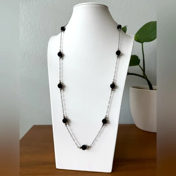 Vintage Judy Lee Black Faceted Glass Bead Station Necklace Antiqued Silver Chain - Picture 1 of 8